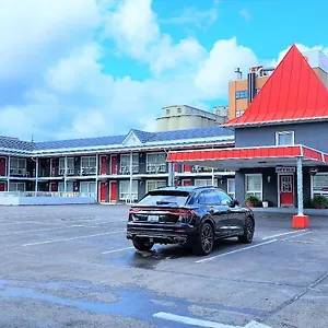 2* Motel Choice By The Falls